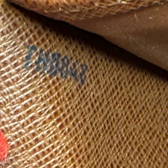 Louis Vuitton Monogram Porte Tresor International Trifold Long Wallet converted - Picture 16 of 17